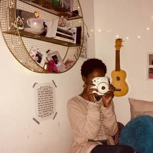 Meet your Posher, Alisia